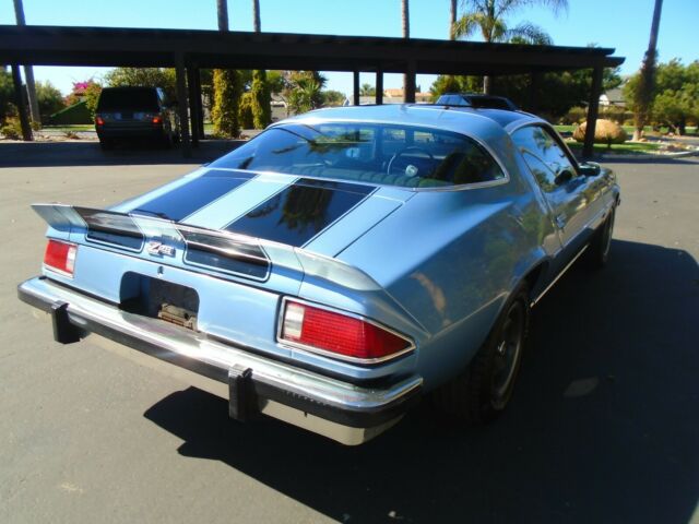 Chevrolet Camaro 1976 image number 14