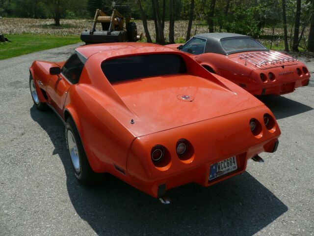 Chevrolet Corvette 1975 image number 13