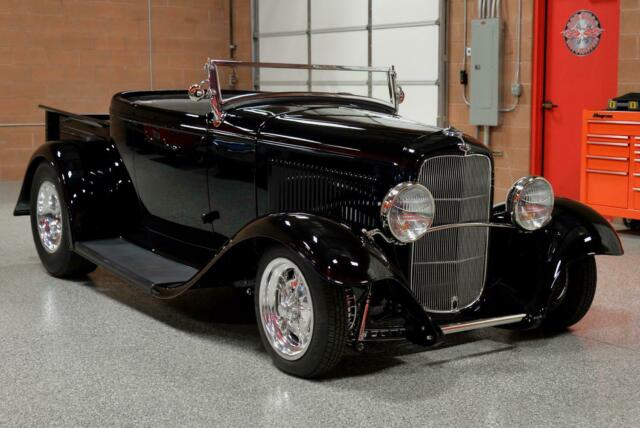 Ford Roadster Pickup 1932 image number 1