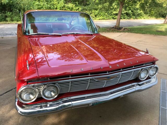 Chevrolet Impala 1961 image number 14