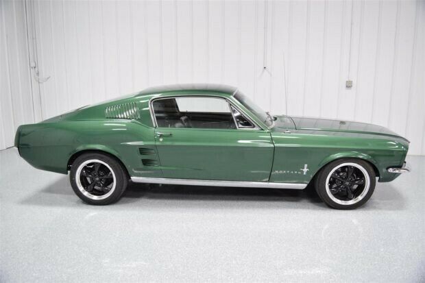 Ford Mustang 1967 image number 8