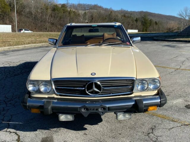 Mercedes-Benz SL-Class 1976 image number 26