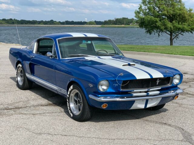 Ford Mustang 1965 image number 10