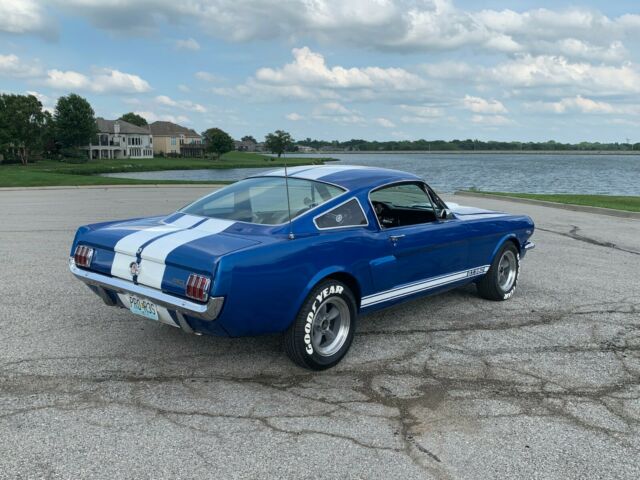 Ford Mustang 1965 image number 2