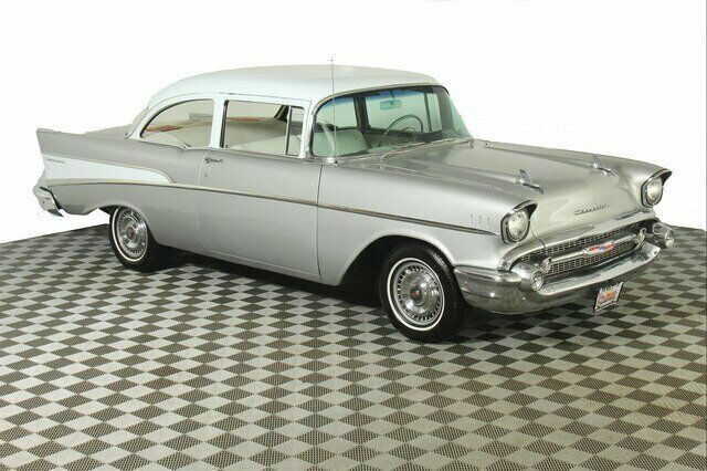 Chevrolet Bel Air/150/210 1957 image number 29