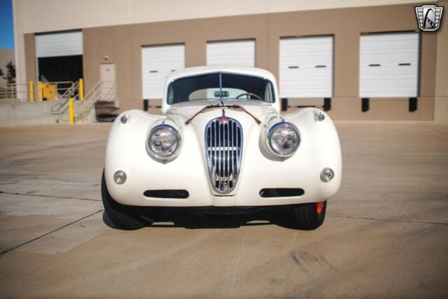 Jaguar XK 1957 image number 27