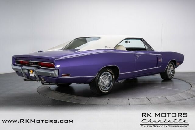 Dodge Charger 1970 image number 1