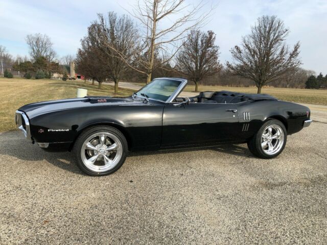 Pontiac Firebird 1968 image number 1