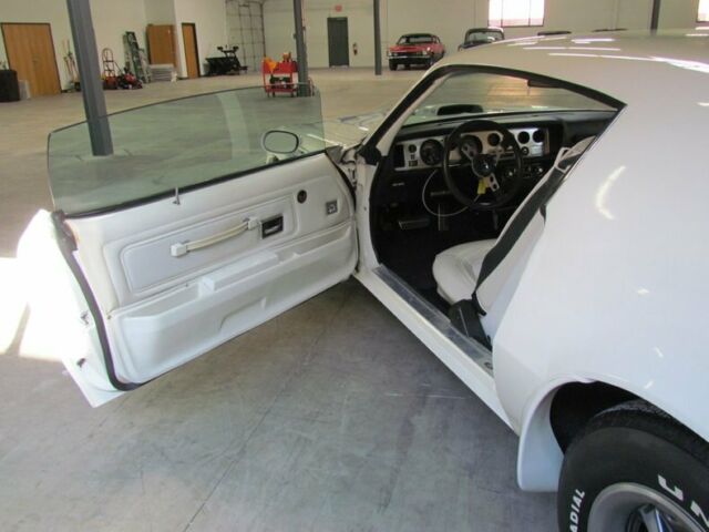 Pontiac Trans Am 1974 image number 37