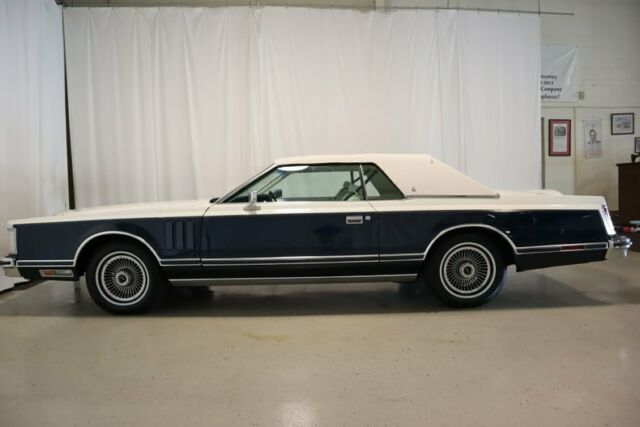 Lincoln Mark Series 1979 image number 1