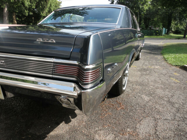 Pontiac GTO Tri-Power Hardtop 1965 image number 22