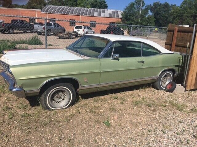 Ford Galaxie 1967 image number 5