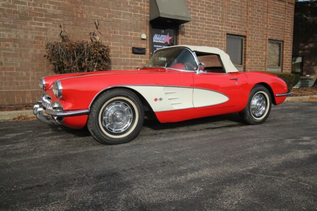 Chevrolet Corvette 1960 image number 1