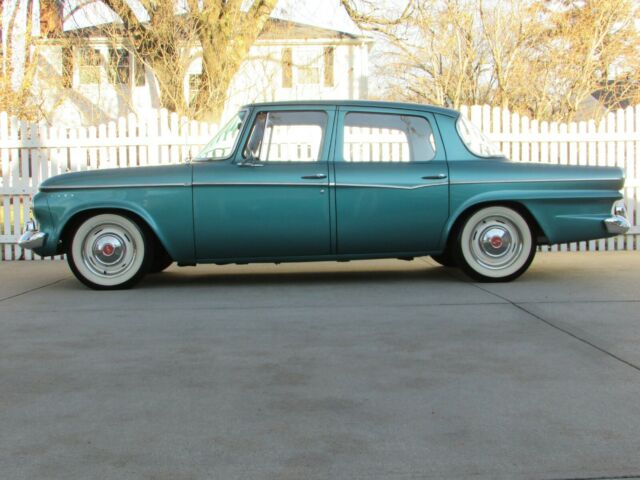 Studebaker Lark 1962 image number 2