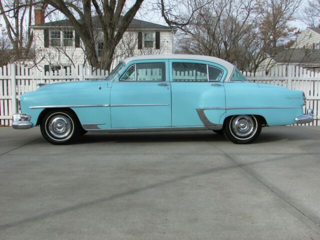 Chrysler New Yorker 1954 image number 2