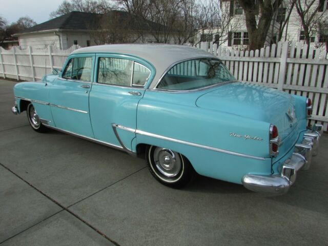 Chrysler New Yorker 1954 image number 28