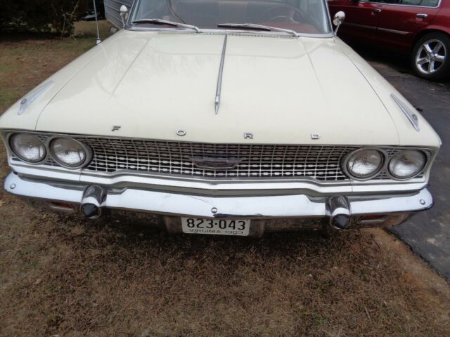 Ford Galaxie 1963 image number 0