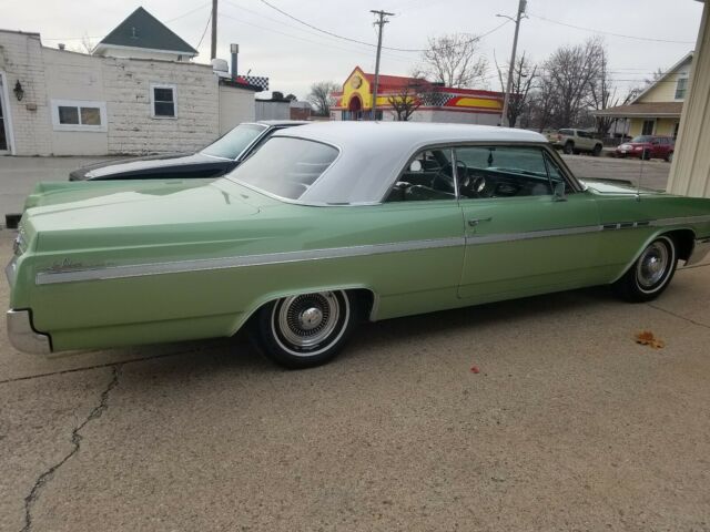 Buick LeSabre 1964 image number 19