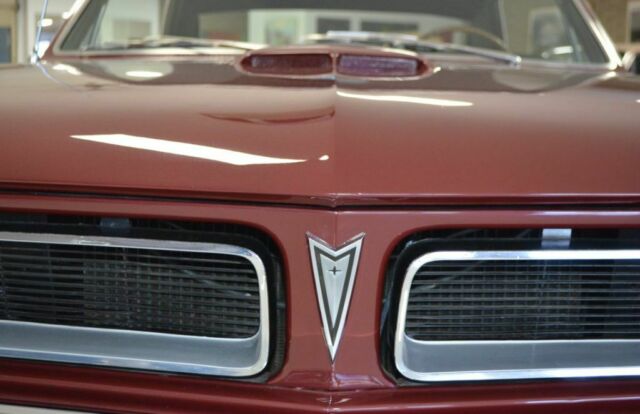 Pontiac GTO Tri-Power Hardtop Coupe 1965 image number 22