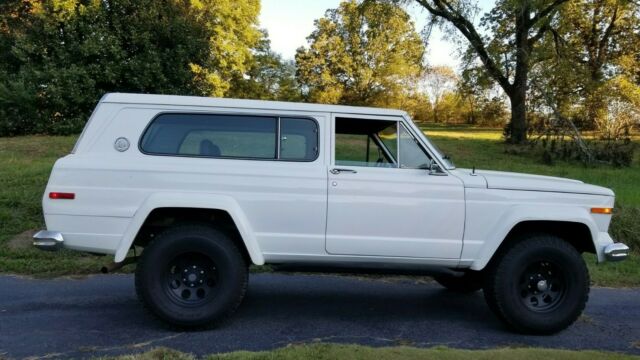 Jeep Cherokee 1978 image number 17