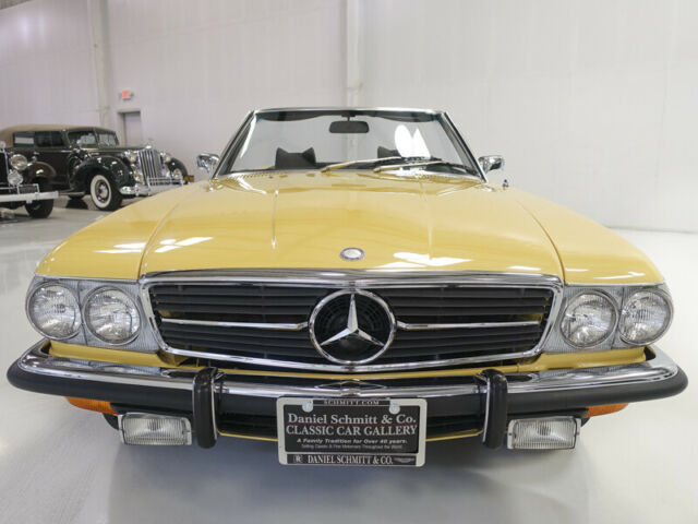 Mercedes-Benz SL-Class 1973 image number 13