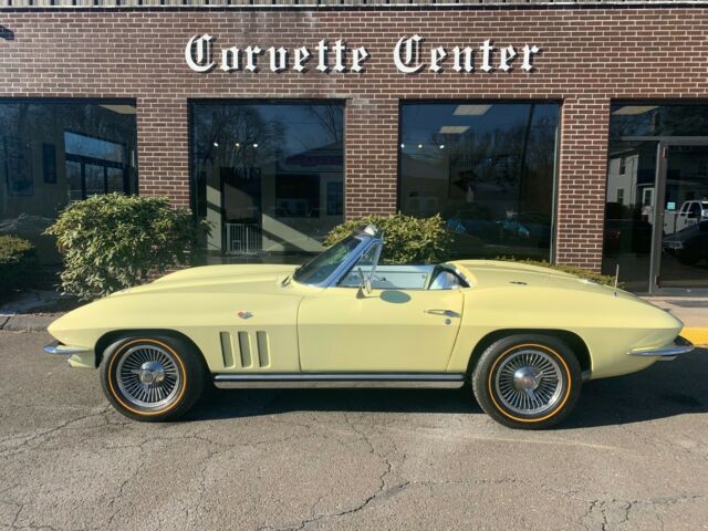 Chevrolet Corvette 1965 image number 0