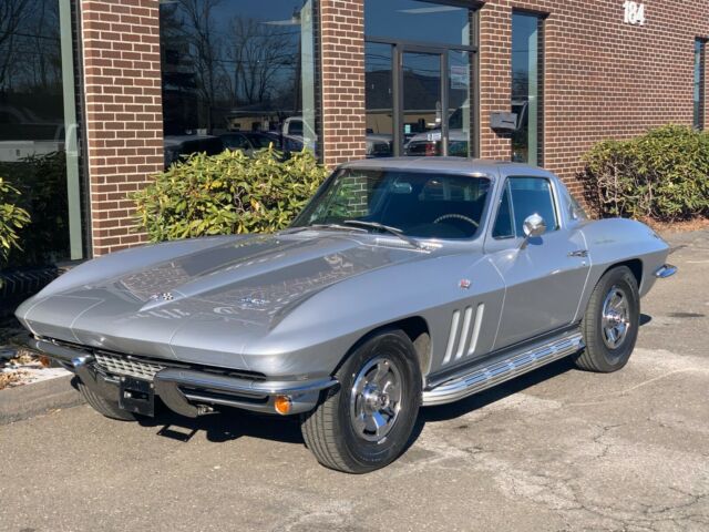 Chevrolet Corvette 1966 image number 1