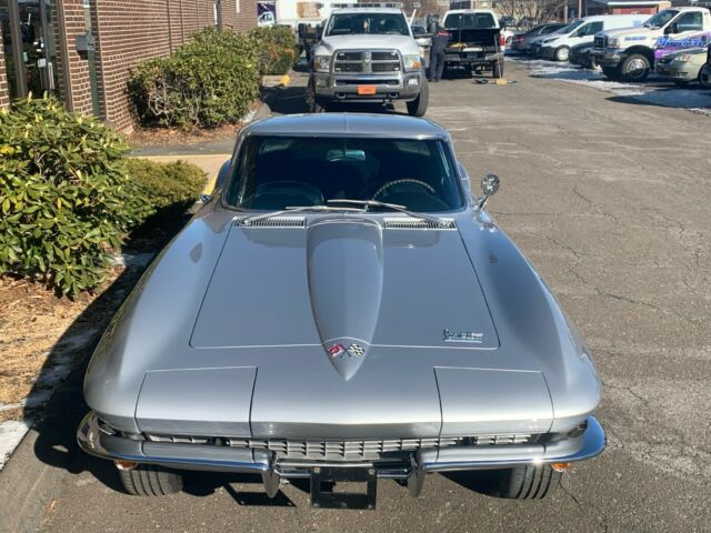 Chevrolet Corvette 1966 image number 2