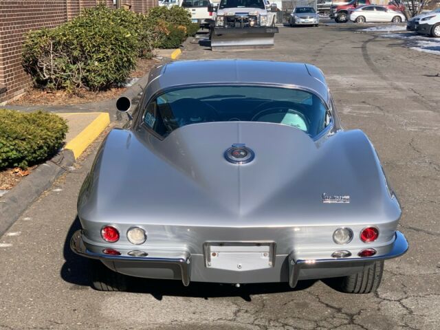 Chevrolet Corvette 1966 image number 22