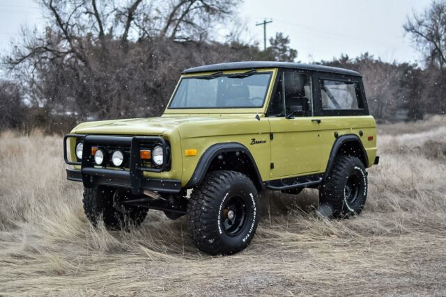 Ford Bronco 1974 image number 1