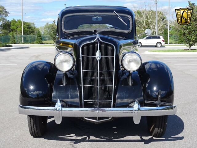 Plymouth Sedan 1935 image number 27