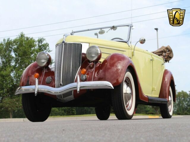 Ford Phaeton 1936 image number 28