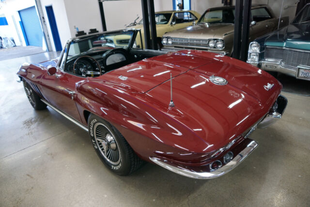 Chevrolet Corvette 1965 image number 39