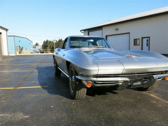 Chevrolet Corvette Coupe, 1965 image number 41