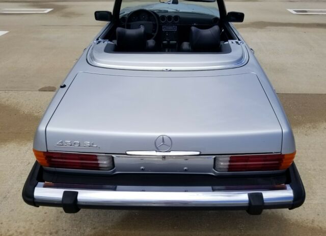 Mercedes-Benz SL-Class 1977 image number 8