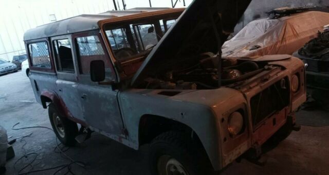 Land Rover Defender 1969 image number 29