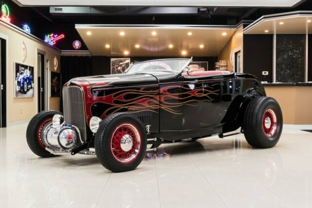 Ford Roadster 1932 image number 0