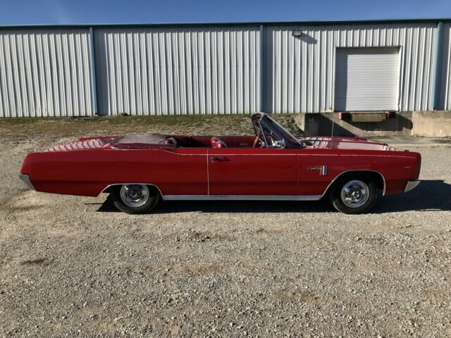 Plymouth Fury 1967 image number 27