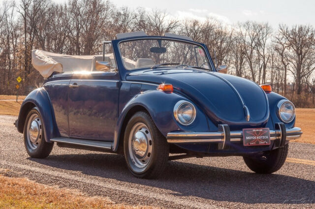 Volkswagen Super Beetle 1972 image number 2