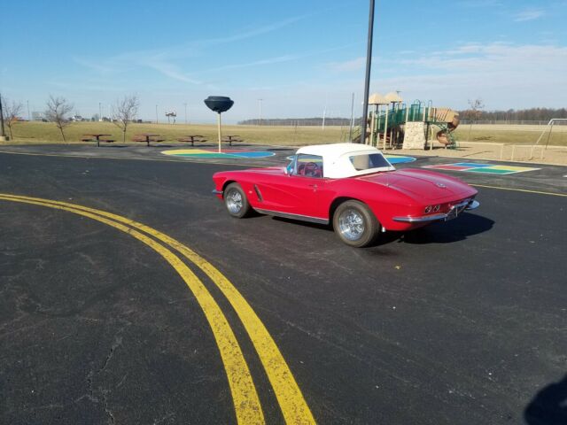 Chevrolet Corvette 1962 image number 2