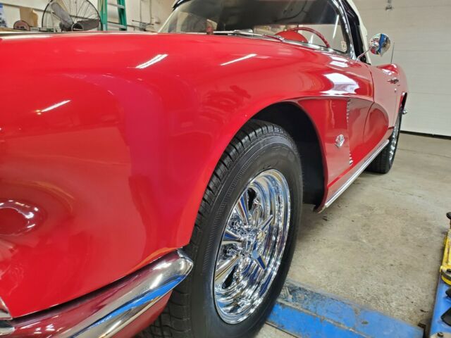 Chevrolet Corvette 1962 image number 20