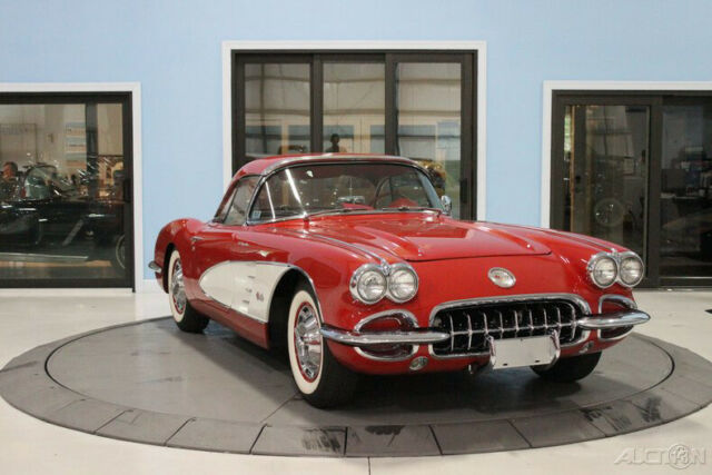 Chevrolet Corvette 1960 image number 30