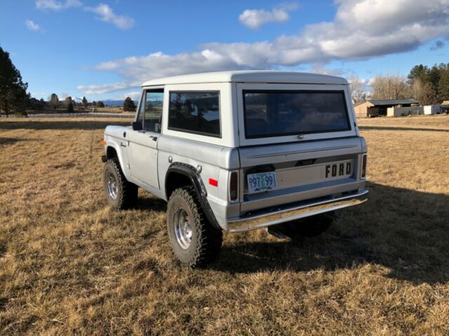 Ford Bronco 1973 image number 0