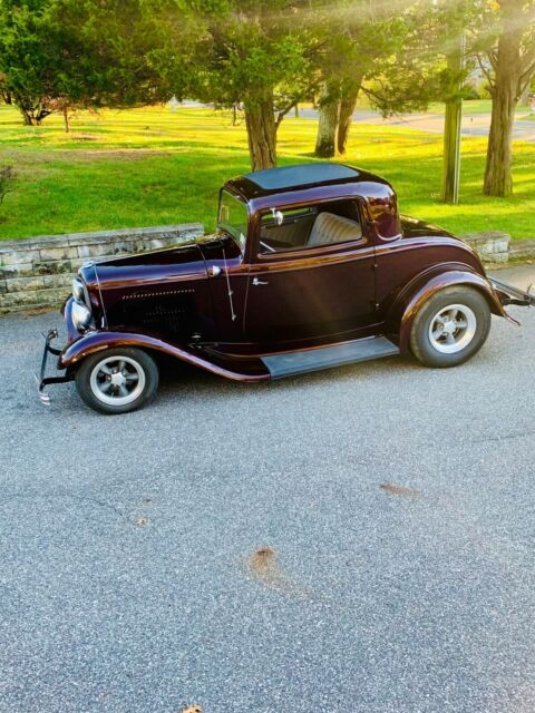 Ford 3 Window Coupe 1932 image number 21