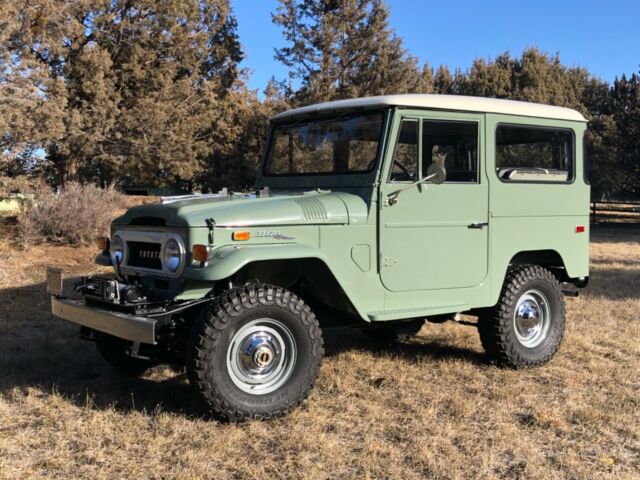 Toyota Land Cruiser 1970 image number 11