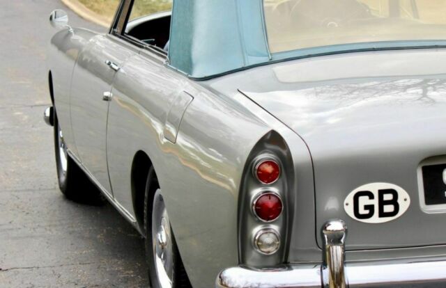 Bentley S2 Continental DHC 1961 image number 13