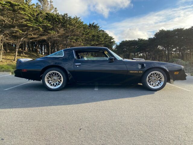 Pontiac Trans Am 1977 image number 28