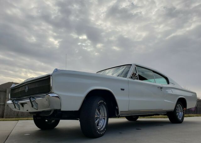 Dodge Charger 1967 image number 20