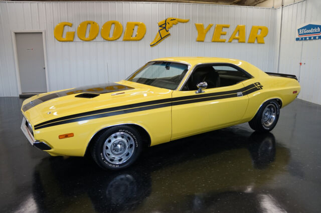 Dodge Challenger 1972 image number 1