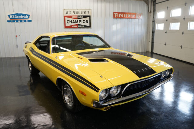 Dodge Challenger 1972 image number 22